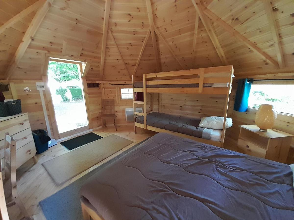 Camping Le Vallage Attigny Exterior foto