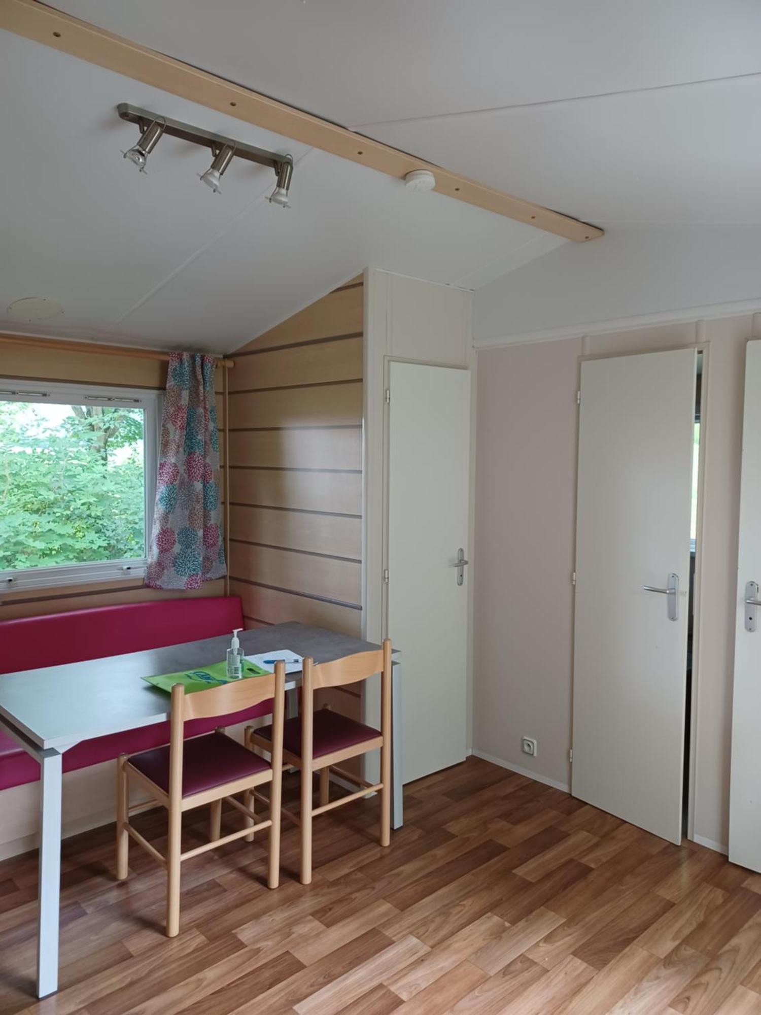 Camping Le Vallage Attigny Exterior foto